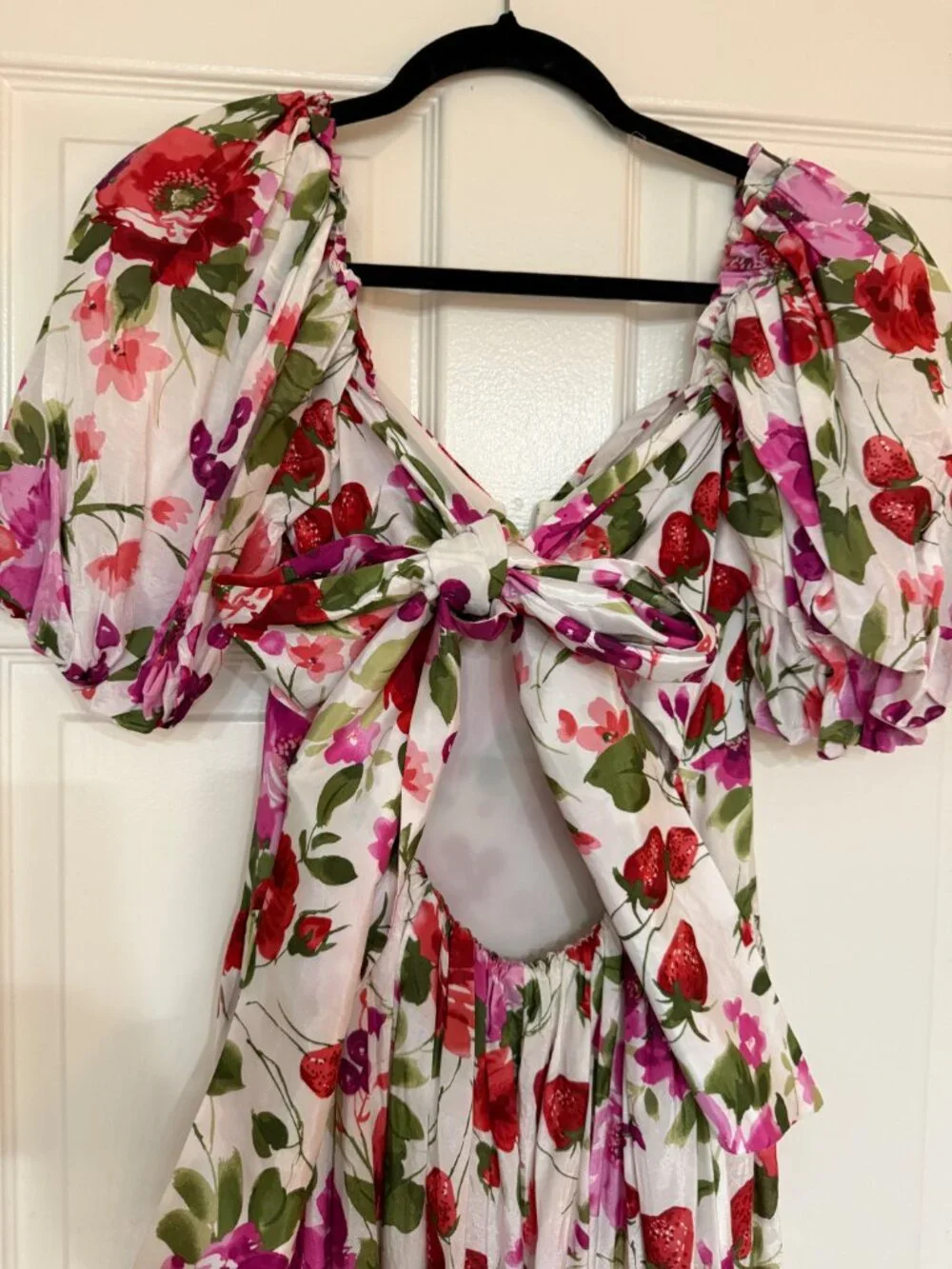 Abercrombie Hardware Drama Puff Sleeve Dress In White and Pink Floral